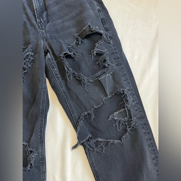 American Eagle Mom Jeans Relaxed Distressed Women’s Black Jeans Size 6 - Picture 3 of 16